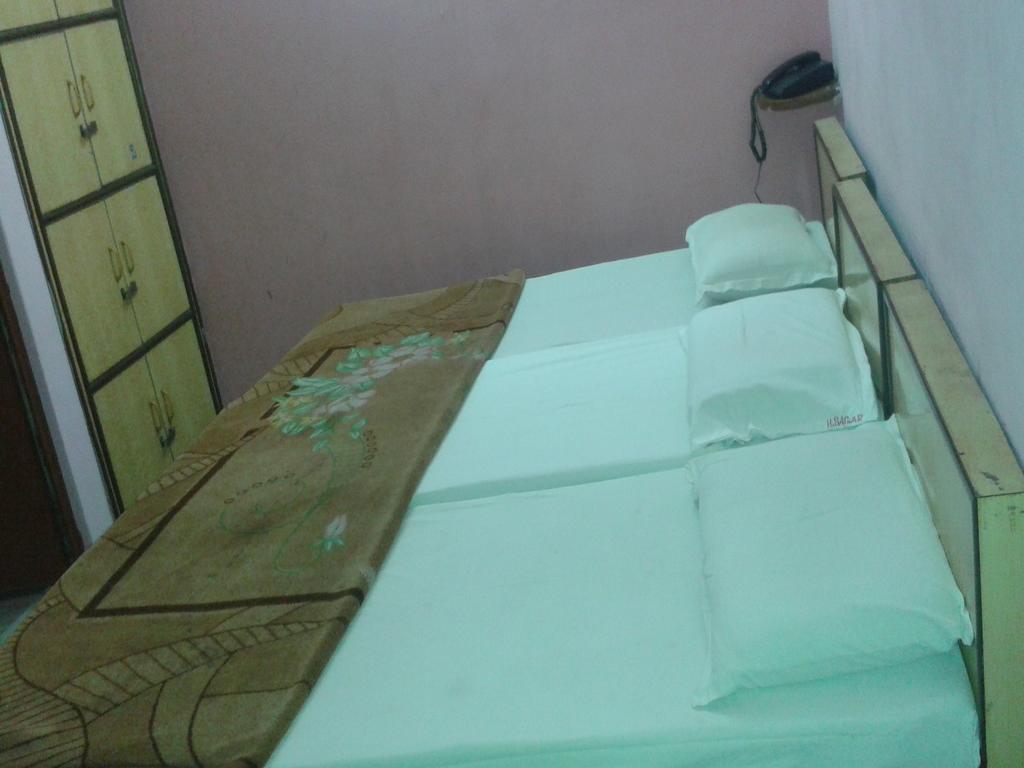Hotel Sagar Agra  Oda fotoğraf